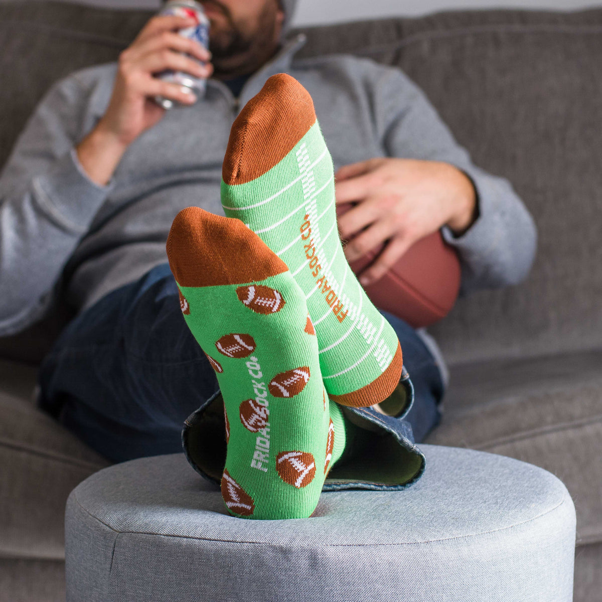 Football Mismatched Men&#39;s Socks