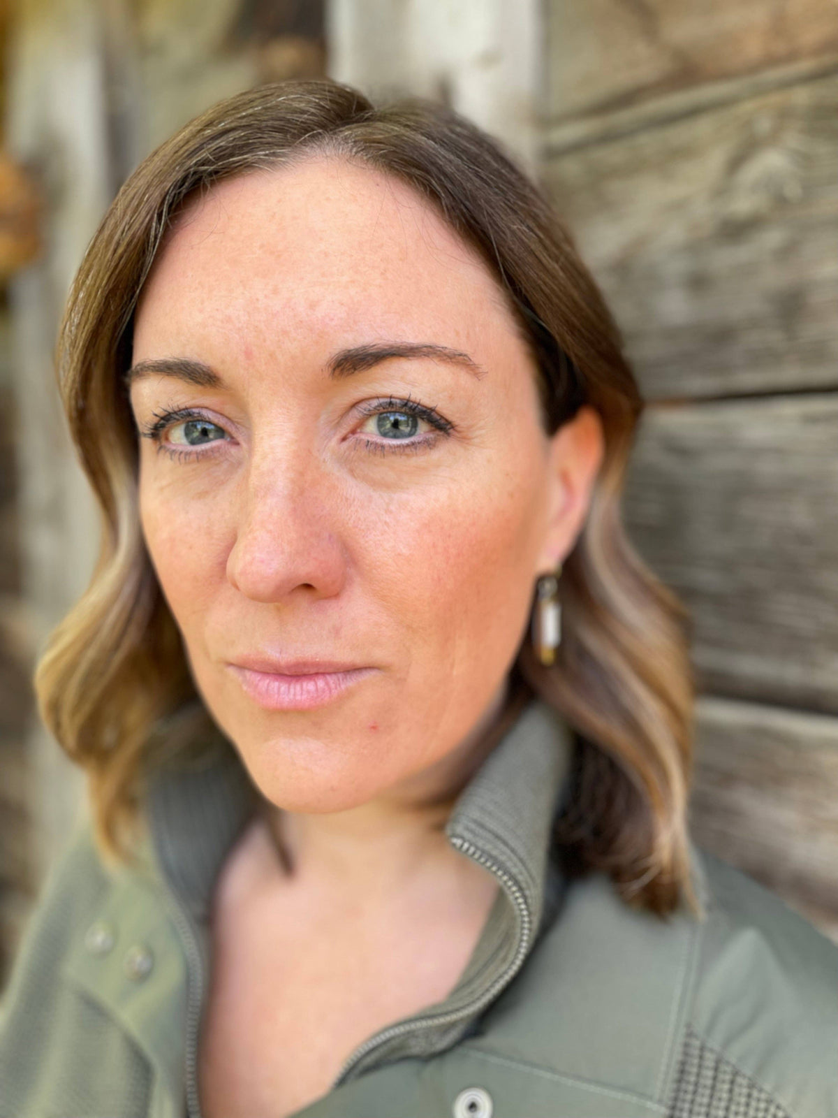 The Billie Earrings (Mother of Pearl)