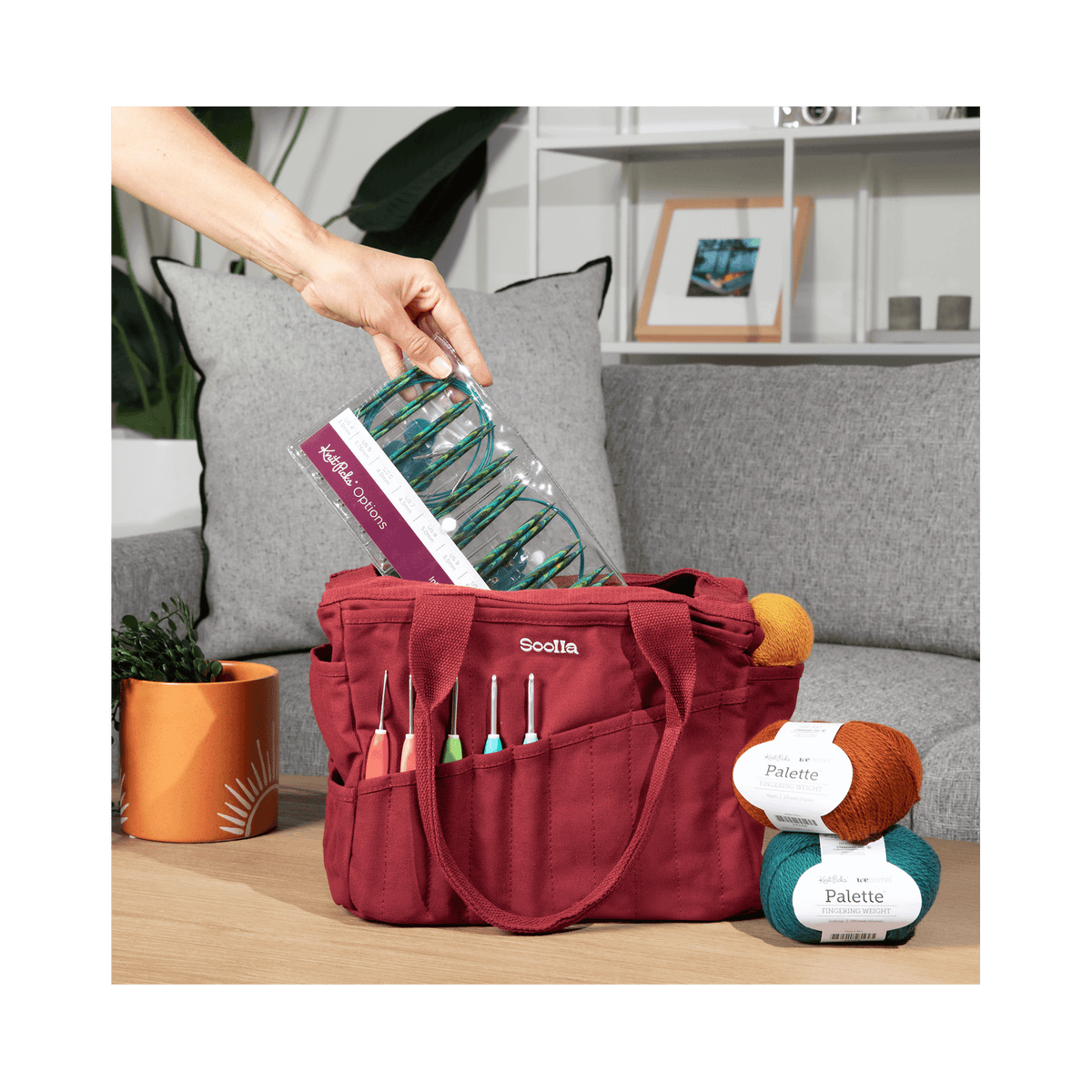 Soolla Studio Artist Bag - Becca Sands Edition