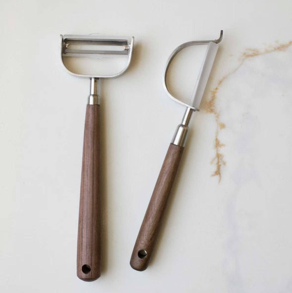Vegetable and Fruit Peeler