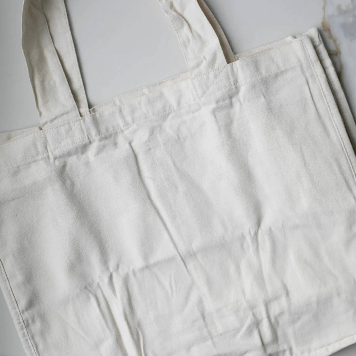 Light Plain Canvas Grocery Bag with Multiple Pockets