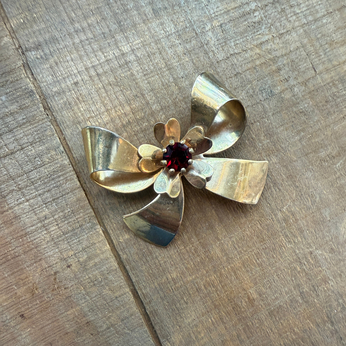 Large Gold Bow Red Rhinestone Brooch Vintage Large Statement 50s 60s Ruby Glass
