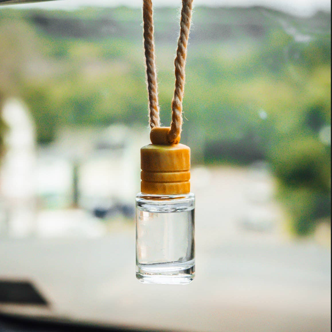 Blackberry + Saffron Scented Car Diffuser