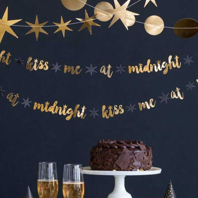 New Year&#39;s Eve Kiss Me at Midnight Banner