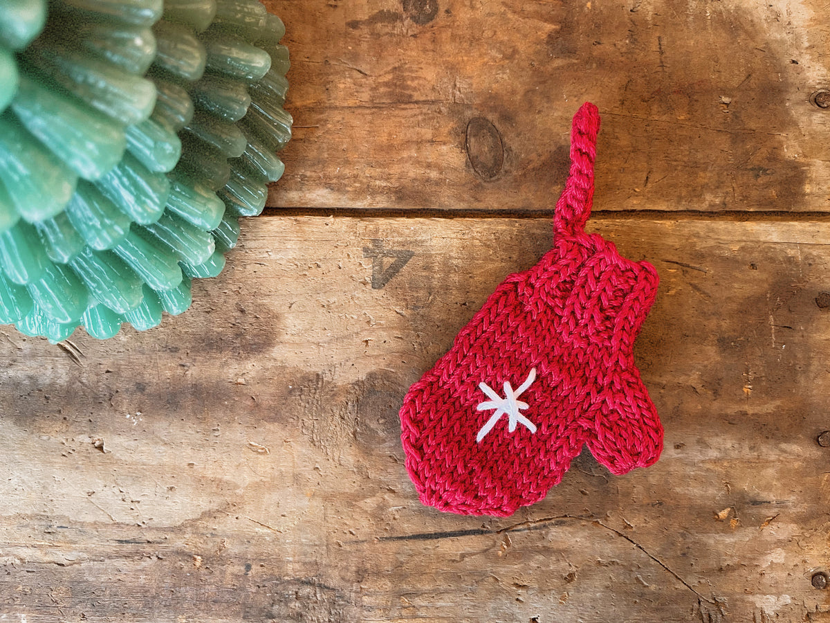 Knit Holiday Ornaments